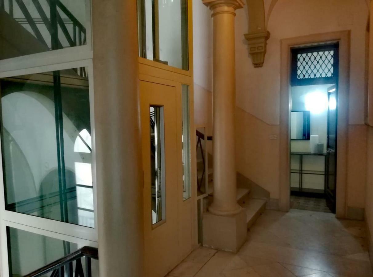 Appartement Dimora Del Sole à Catane Extérieur photo